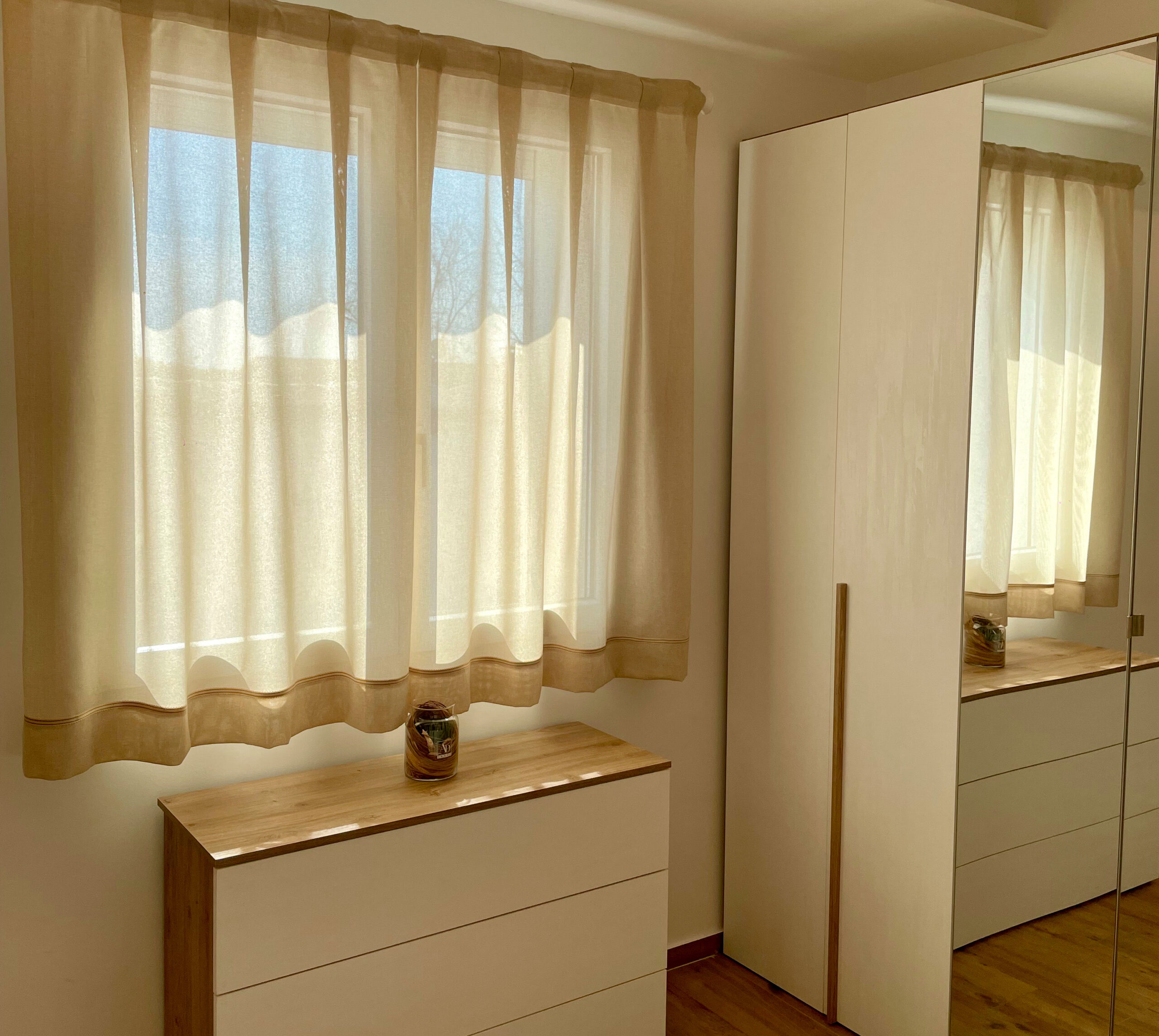 suite nordic oak Vita Residence