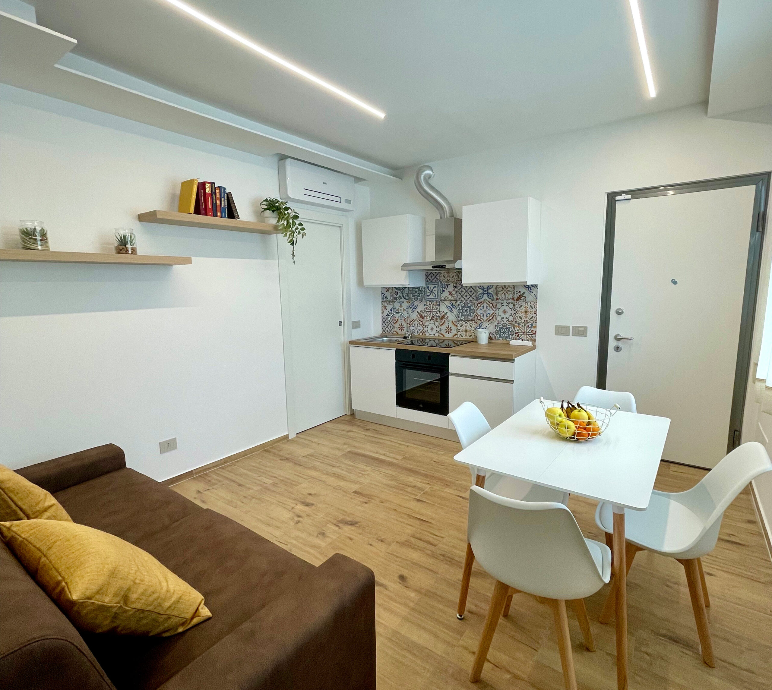 suite nordic oak Vita Residence