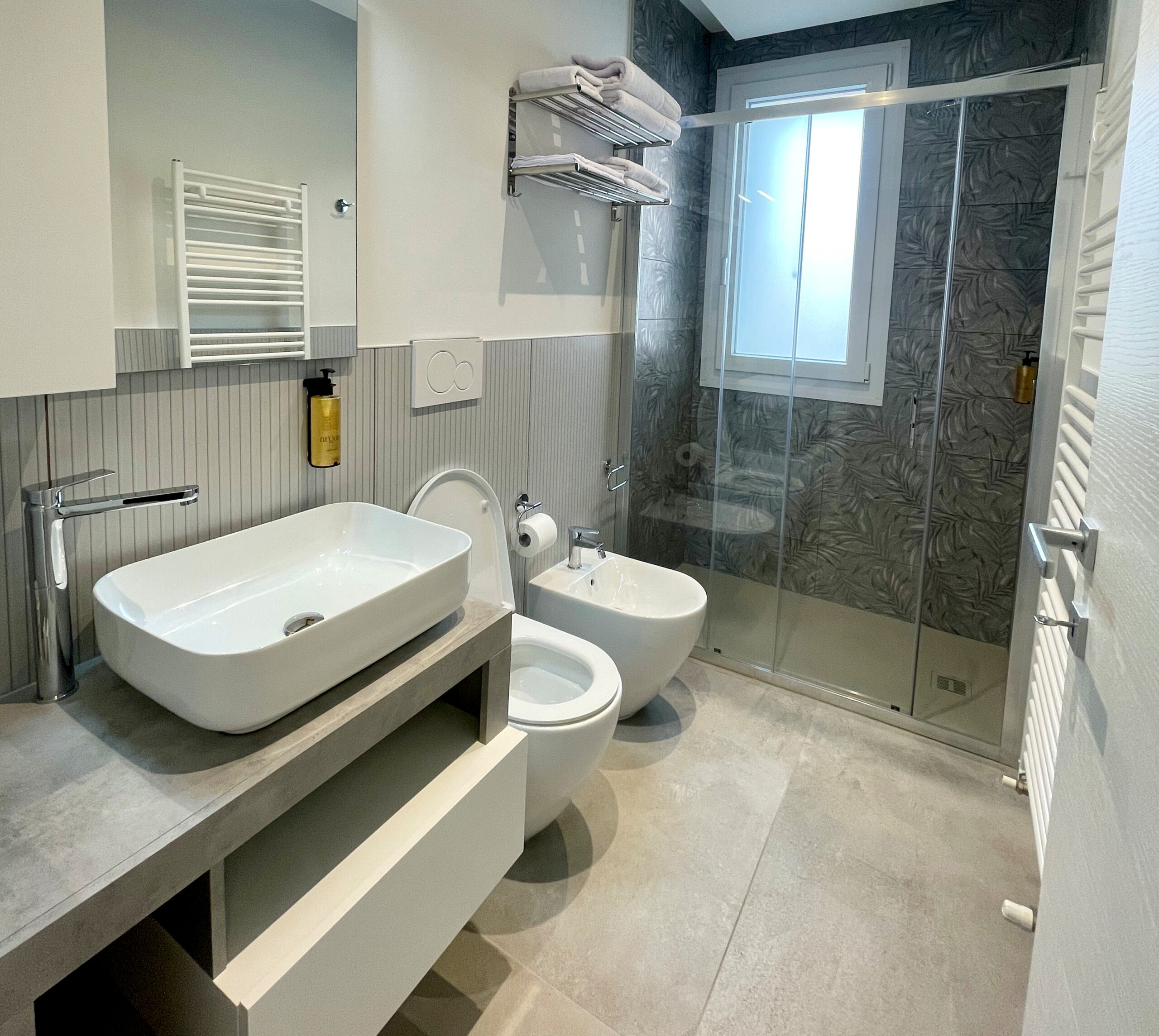 camera silver Vita Residence