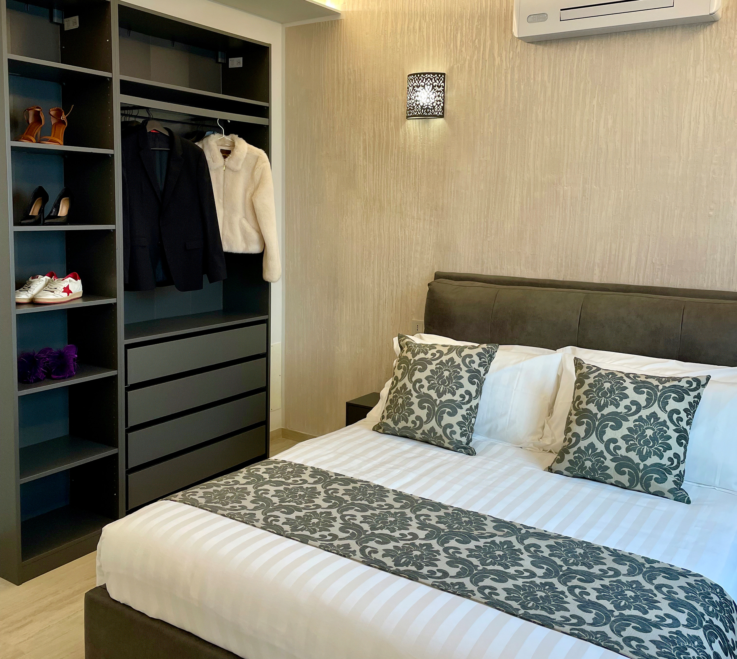 Suite Anthracite Vita Residence